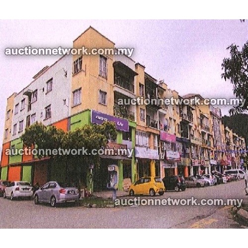 Plaza UMNO, Jalan Batu Caves, Taman Batu Caves, 68100 Batu Caves, Selangor